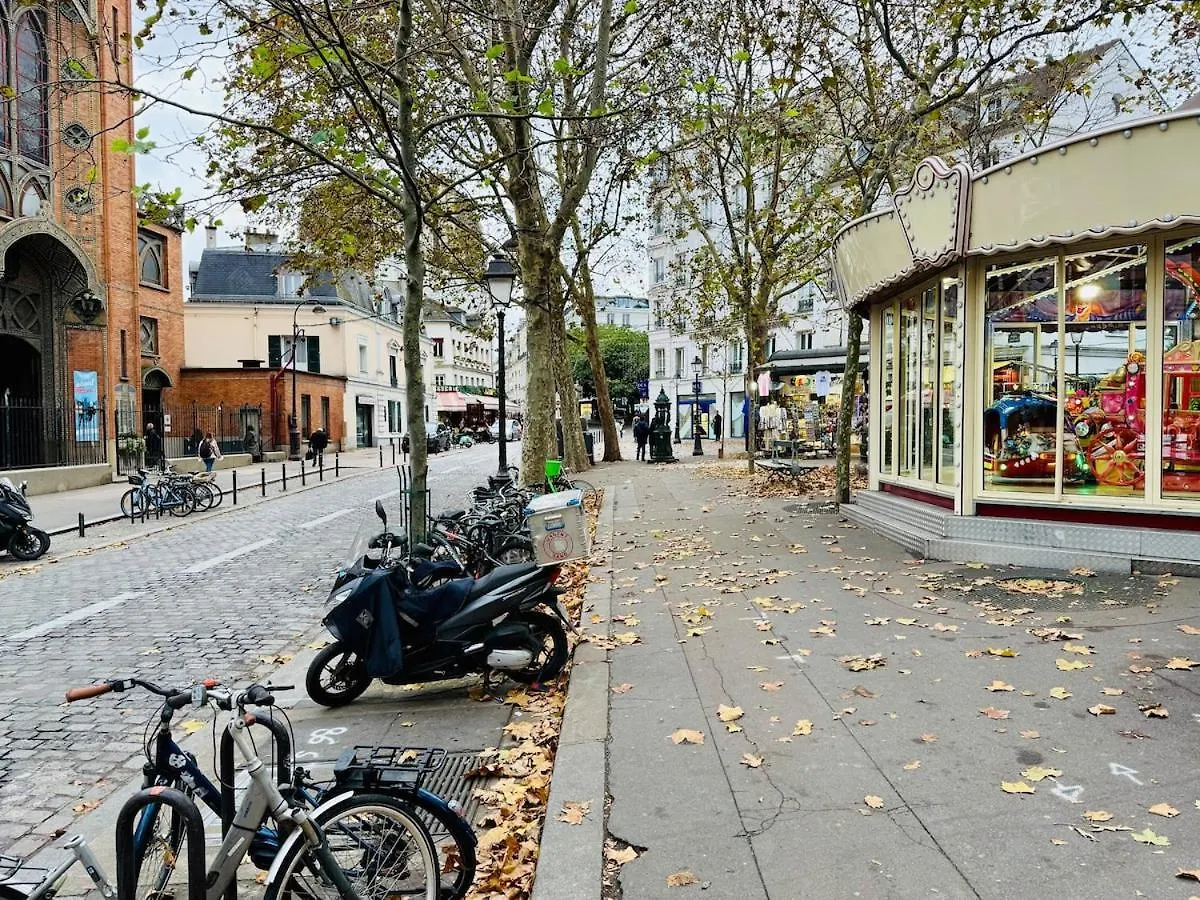 Charmant Cocon Au Coeur De Montmartre Párizs 0*,