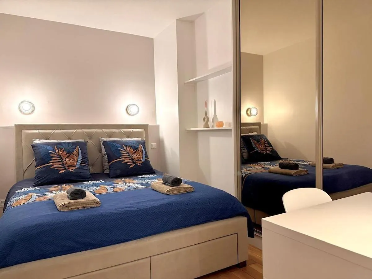 Habitación en casa particular Charmant Cocon Au Coeur De Montmartre París